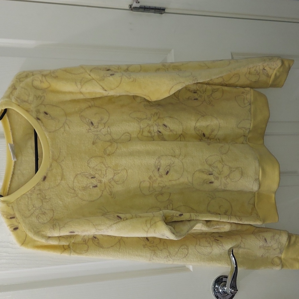 Looney Tunes Tweety Bird Women's Fleece Sweater Soft Cozy Yellow Large